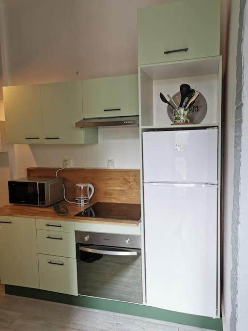 Апартаменти Cozy D'Opale Charmant T1 Bord De Mer Cour Privee Et Clot Wifi 3 Pers Animaux Acceptes Gratuit Berck Екстер'єр фото